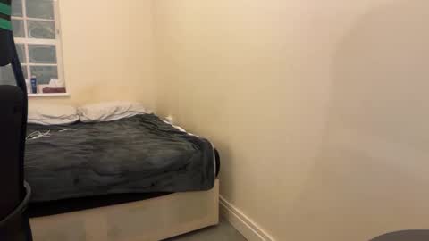 chocolatebunnycakez online show from December 2025 10:58:01 PM