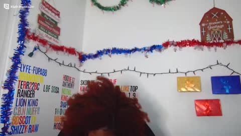 Snapshot of chocolatebunnyxx69 chatting on December 2024 06:01:02 AM Melina online show from December 2024 06:01:02 AM