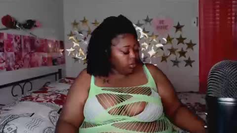 Snapshot of chocolatebunnyxx69 chatting on September 2025 06:43:02 PM Melina online show from September 2025 06:43:02 PM