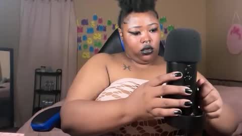 Snapshot of chocolatebunnyxx69 chatting on May 2026 06:43:02 AM Melina online show from May 2026 06:43:02 AM
