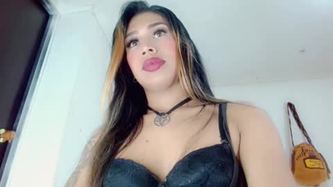 chocolatetriplex online show from November 2025 04:16:02 PM