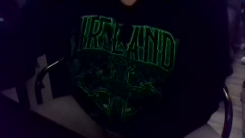 Snapshot of chompers176983 chatting on November 2025 05:45:01 PM chompers online show from November 2025 05:45:01 PM