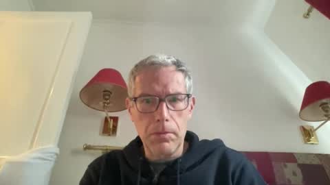 choupipat1 online show from April 2026 06:52:01 AM