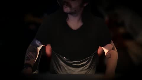 Chris online show from April 2026 04:48:01 AM