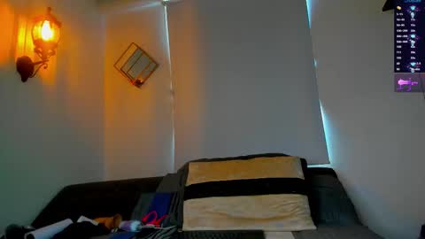 chris_milleer online show from March 2026 04:12:01 PM