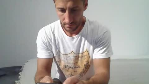 Snapshot of chrisaron chatting on November 2025 03:30:02 AM chrisaron online show from November 2025 03:30:02 AM