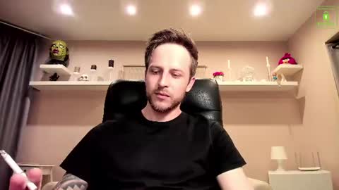 Snapshot of chriscarrey chatting on June 2026 11:35:02 PM Chris online show from June 2026 11:35:02 PM