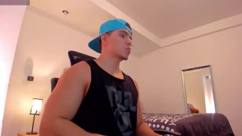 chrismorgan24 online show from November 2025 05:34:01 PM