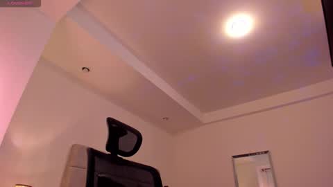 chrismorgan24 online show from March 2026 12:15:01 AM