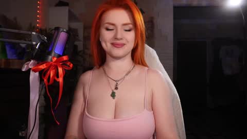 chriss_foxx online show from March 2025 03:40:01 PM