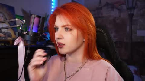 chriss_foxx online show from March 2025 06:43:02 PM