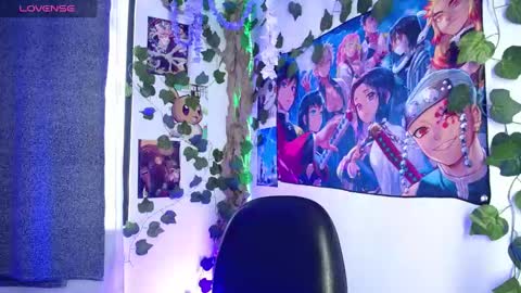 Snapshot of chriss_wg_ chatting on December 2024 11:39:02 AM Christian Wang online show from December 2024 11:39:02 AM