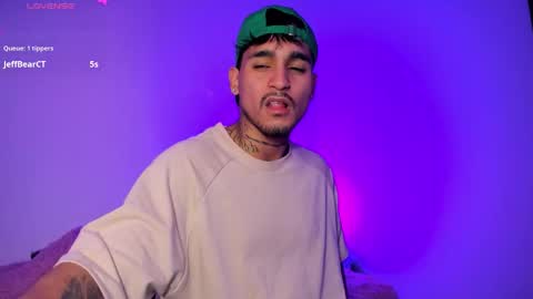 Christian Wang online show from December 2025 08:38:01 PM