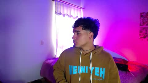 Christian Wang online show from February 2026 09:00:01 PM