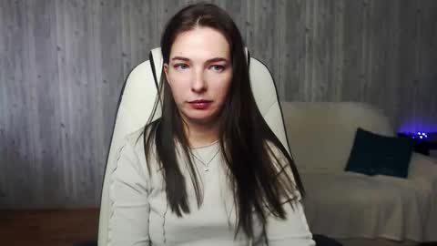 Christi online show from September 2025 08:49:01 AM