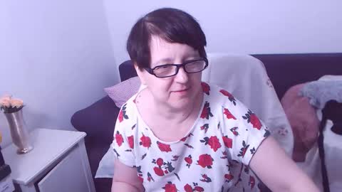 Christa online show from March 2026 09:00:01 PM