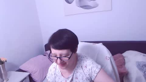 Christa online show from March 2026 10:25:01 PM