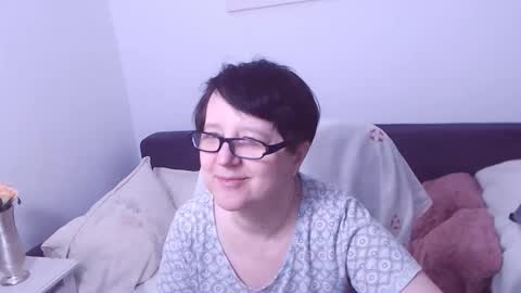 Christa online show from April 2026 07:55:01 PM