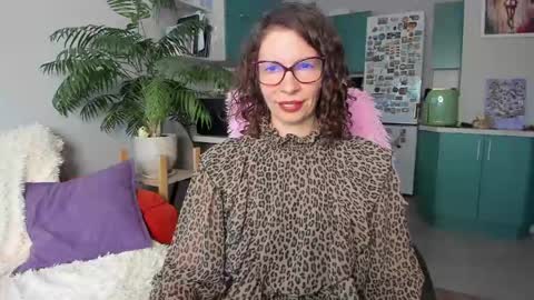 Snapshot of christina_hot chatting on May 2026 06:09:01 PM Chris online show from May 2026 06:09:01 PM