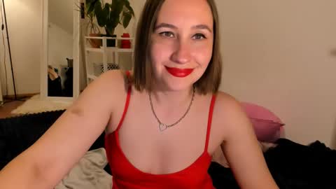 Snapshot of christina_rosse chatting on May 2026 08:25:01 PM christina rosse online show from May 2026 08:25:01 PM
