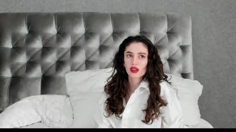 Snapshot of christinaconte chatting on March 2025 05:50:02 PM christinaconte online show from March 2025 05:50:02 PM
