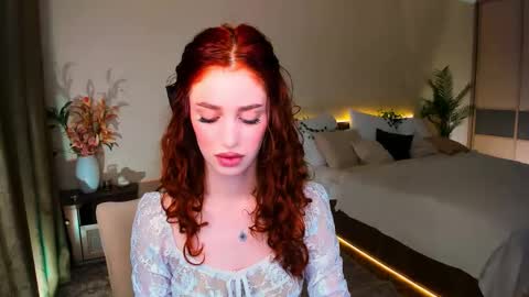 christinaconteeree online show from October 2025 07:35:02 PM