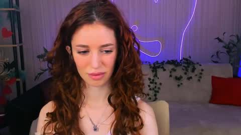 Snapshot of christinaconteeree chatting on June 2026 07:20:01 PM christinaconteeree online show from June 2026 07:20:01 PM