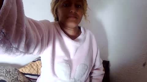 Snapshot of christine213 chatting on February 2025 06:35:01 AM christine213 online show from February 2025 06:35:01 AM