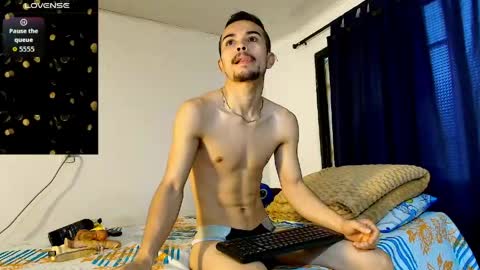Snapshot of christopher__vans chatting on May 2026 11:06:01 AM CHRISTOPHER online show from May 2026 11:06:01 AM