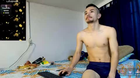 Snapshot of christopher__vans chatting on June 2026 11:05:01 AM CHRISTOPHER online show from June 2026 11:05:01 AM