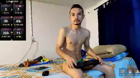 Snapshot of christopher__vans chatting on June 2026 11:02:01 AM CHRISTOPHER online show from June 2026 11:02:01 AM