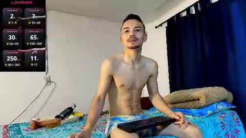Snapshot of christopher__vans chatting on July 2026 11:01:02 AM CHRISTOPHER online show from July 2026 11:01:02 AM