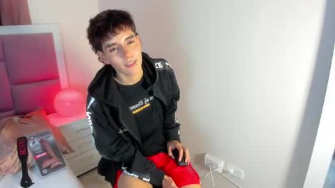 Chris online show from June 2026 07:57:02 PM