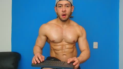 Christopher online show from January 2025 02:03:02 AM