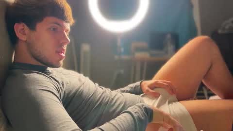 Christopher online show from November 2025 07:22:01 AM