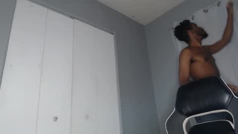 ChrisVacherx online show from December 2024 01:49:02 PM