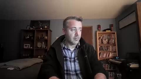 chrisw8121 online show from February 2026 02:28:02 AM