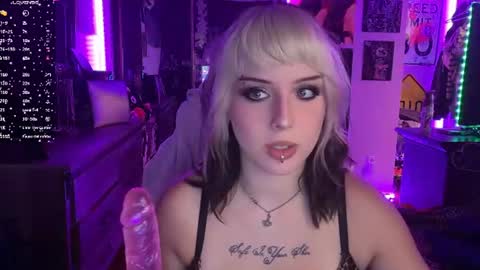 Snapshot of chromeheartzz chatting on June 2026 03:26:02 AM chromeheartzz online show from June 2026 03:26:02 AM