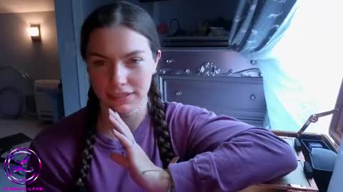 Snapshot of chroniclove chatting on May 2026 07:33:01 PM Marley online show from May 2026 07:33:01 PM