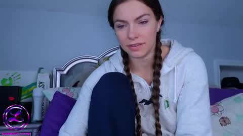 Snapshot of chroniclove chatting on May 2026 04:35:01 PM Marley online show from May 2026 04:35:01 PM