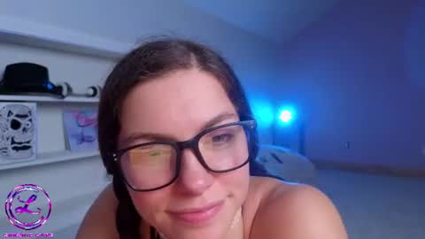 Snapshot of chroniclove chatting on June 2026 01:10:01 AM Marley online show from June 2026 01:10:01 AM