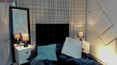 chrristopher77 online show from October 2025 04:23:02 AM