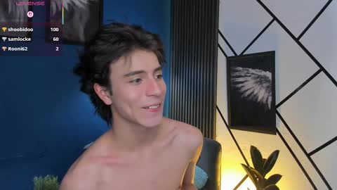 chrristopher77 online show from November 2025 05:40:02 AM