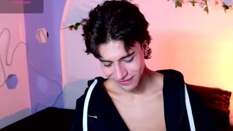 chrristopher77 online show from November 2025 03:53:02 AM