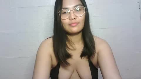 chubbycheeks27 online show from February 2025 05:30:02 PM