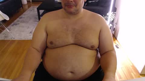 AstorYvr online show from March 2026 05:02:02 AM