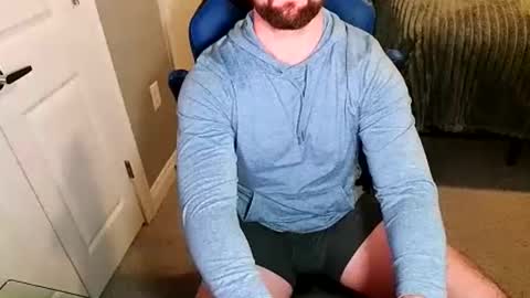 chuck online show from November 2025 07:28:01 PM