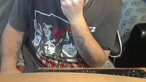 Snapshot of chunkisgreat chatting on November 2025 04:08:01 PM chunkisgreat online show from November 2025 04:08:01 PM