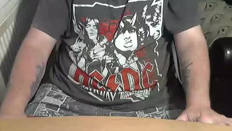 Snapshot of chunkisgreat chatting on November 2025 04:51:02 PM chunkisgreat online show from November 2025 04:51:02 PM