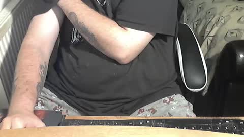 Snapshot of chunkisgreat chatting on November 2025 01:00:01 AM chunkisgreat online show from November 2025 01:00:01 AM